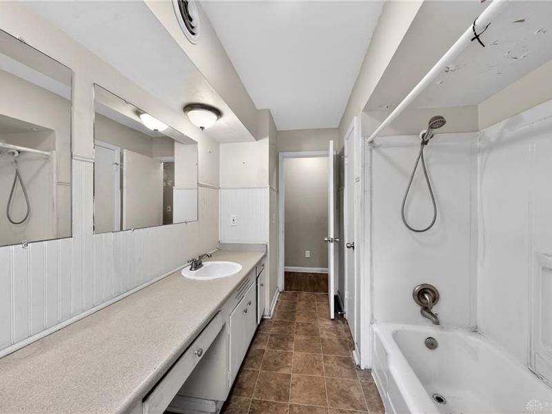 3838 Dorset Drive, Harrison Township, OH 45405 Photo 22