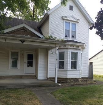 203 N Oak Street , Herscher, IL 60941
