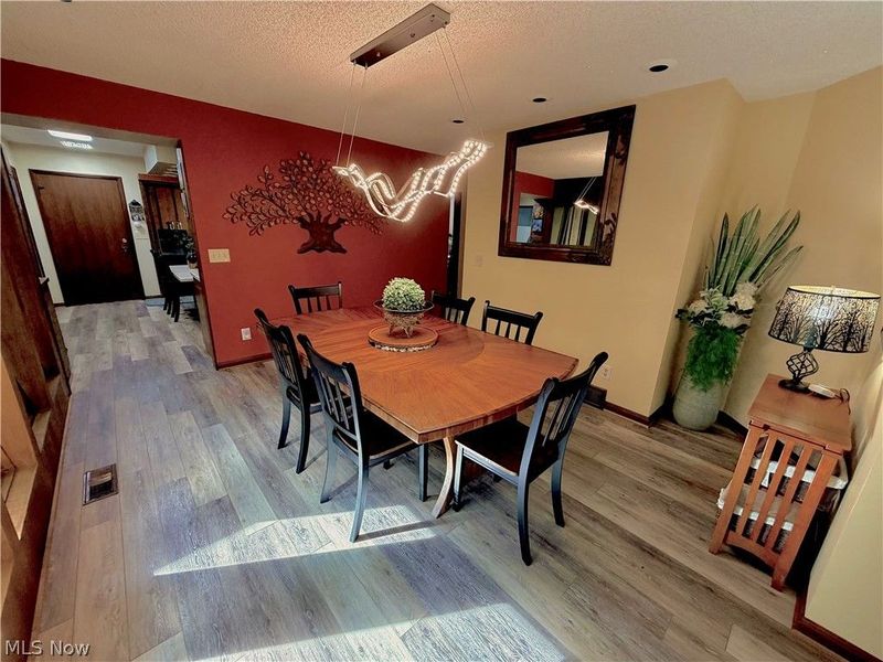 851 Wallwood Drive, Akron, OH 44321 Photo 10