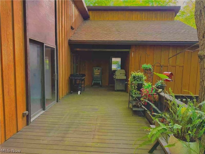 851 Wallwood Drive , Akron, OH 44321 Photo 33