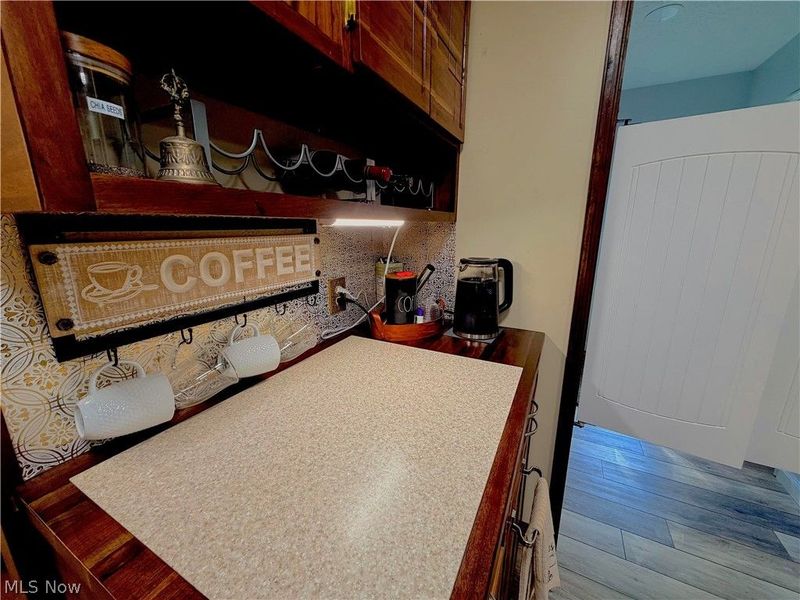 851 Wallwood Drive, Akron, OH 44321 Photo 8