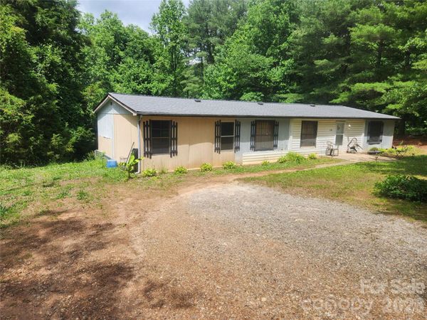 135 Watson Avenue , Taylorsville, NC 28681