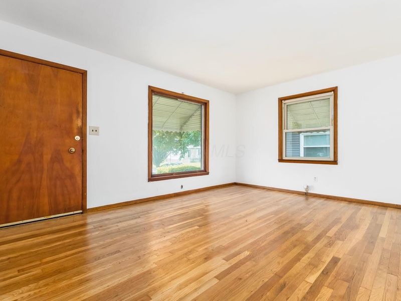 672 E Mithoff Street, Columbus, OH 43206 Photo 6