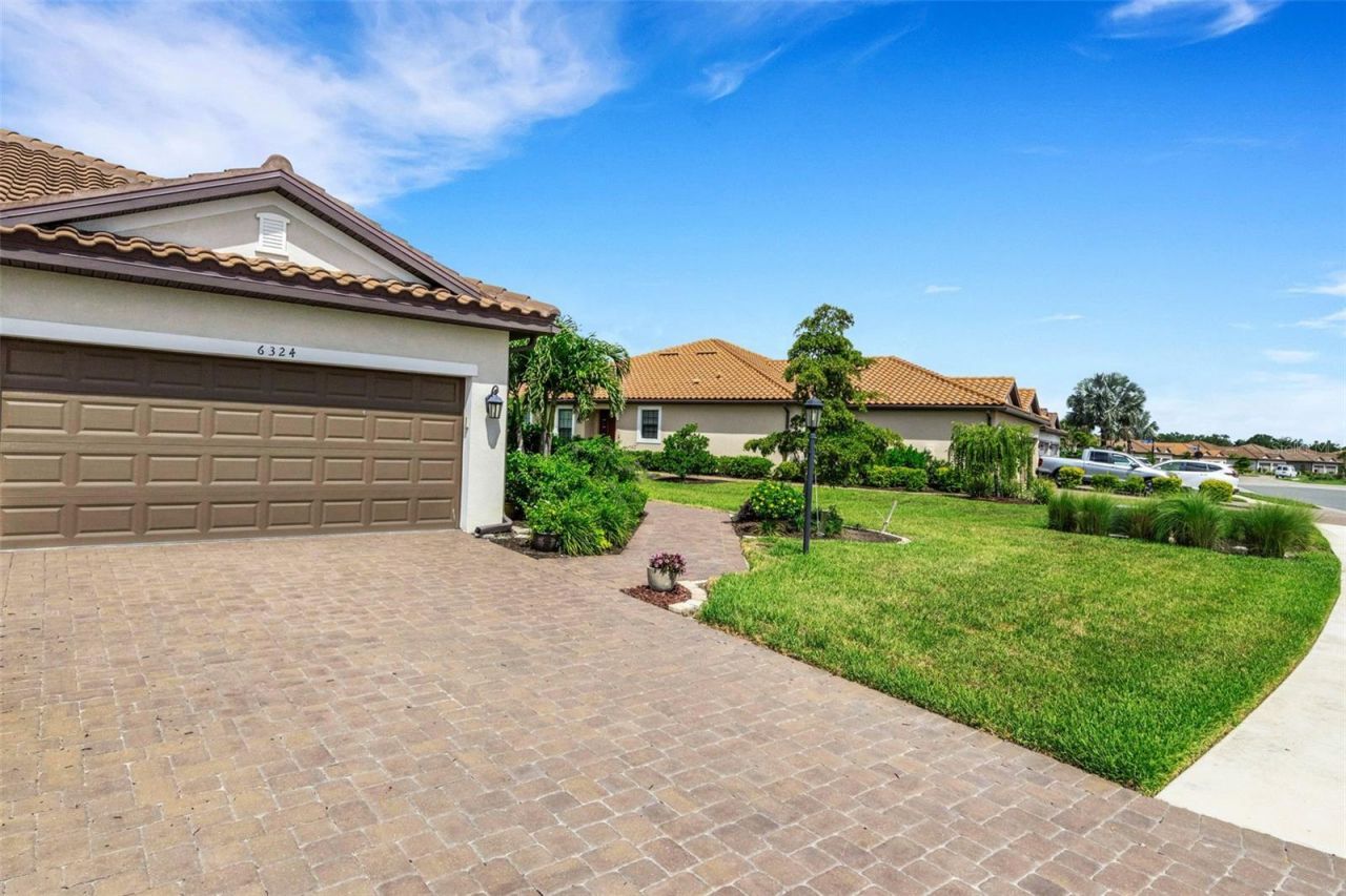 6324 Plateau Court, Bradenton, FL 34203 Photo