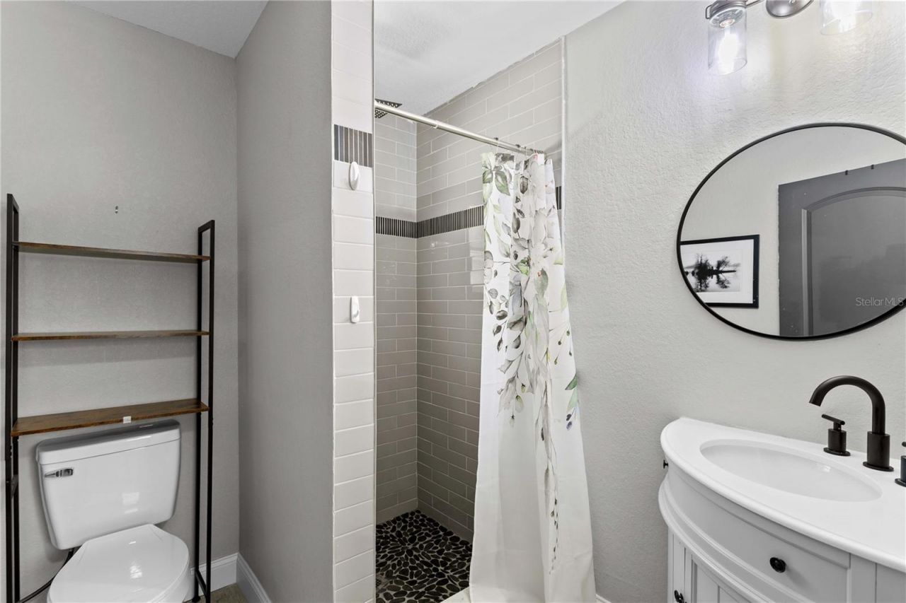 520 Lake Maggiore Boulevard S, Saint Petersburg, FL 33705 Photo
