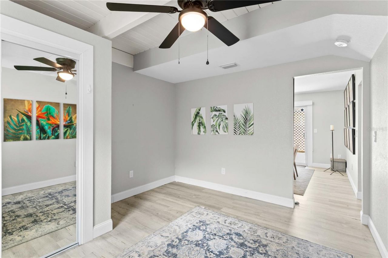 520 Lake Maggiore Boulevard S, Saint Petersburg, FL 33705 Photo