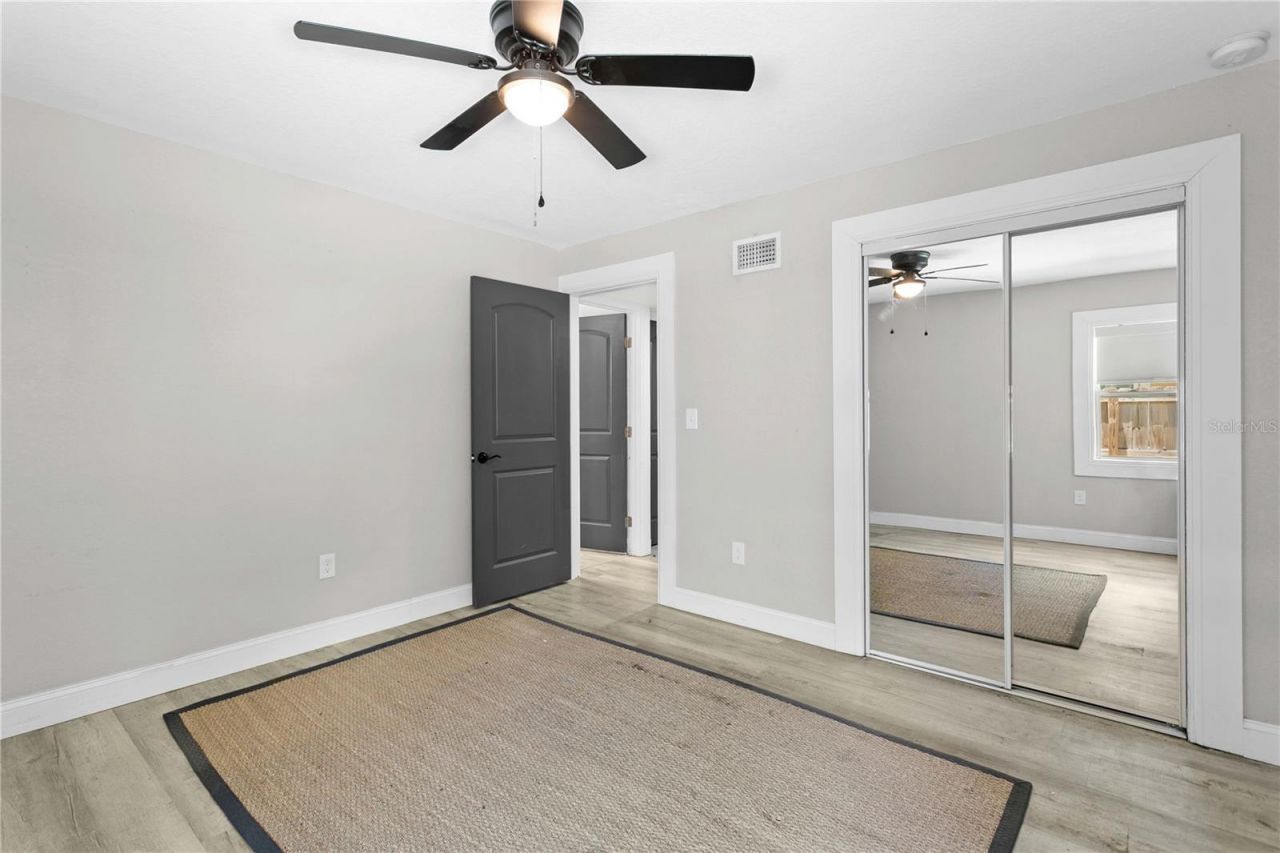 520 Lake Maggiore Boulevard S, Saint Petersburg, FL 33705 Photo