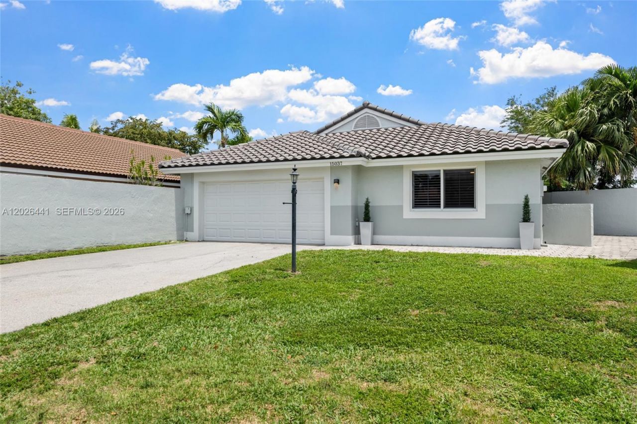 15037 Brighton Ln , Davie, FL 33331 Photo