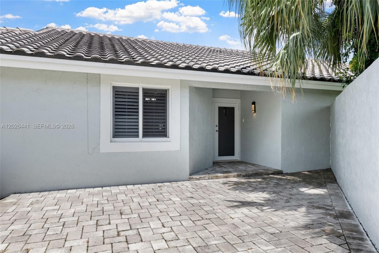 15037 Brighton Ln , Davie, FL 33331 Photo