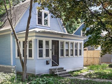 242 Penn Avenue N, Minneapolis, MN 55405
