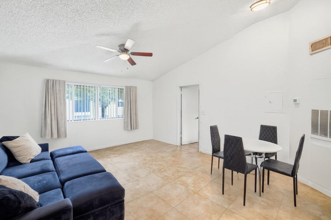 2550 SW 18th Terrace, Unit 2005, Fort Lauderdale, FL 33315 Photo
