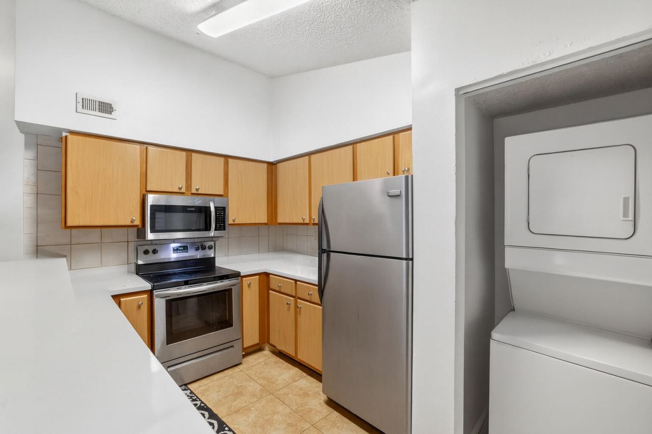 2550 SW 18th Terrace, Unit 2005, Fort Lauderdale, FL 33315 Photo
