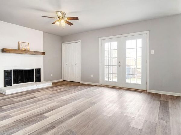 208 Wilshire Drive, Unit A, Euless, TX 76040