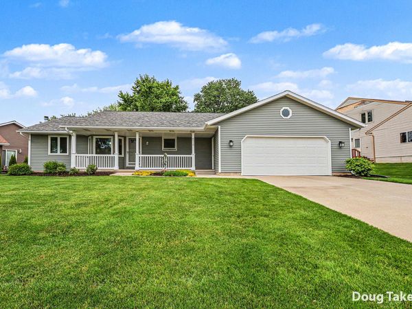 8510 Woodruff Drive SW, Byron Center, MI 49315