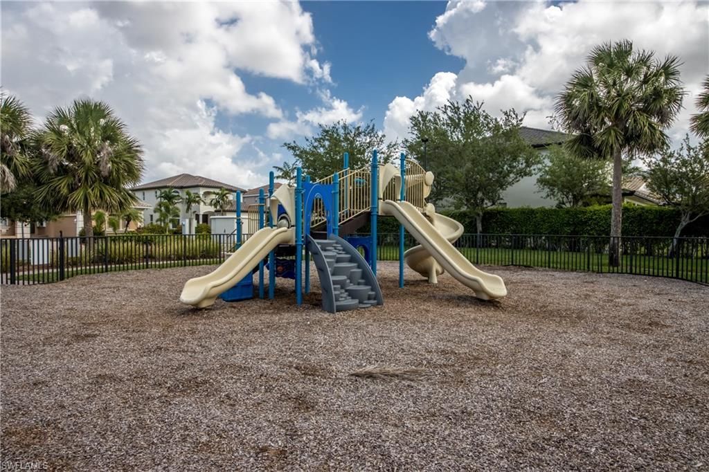17026 Tremont St, Fort Myers, FL 33908 Photo