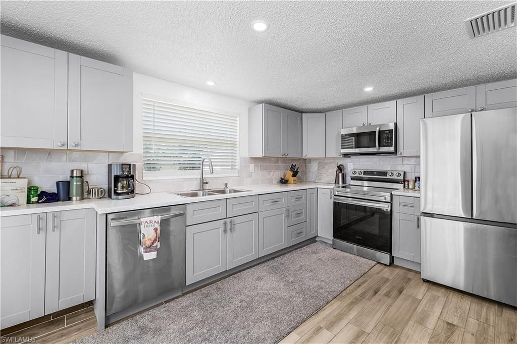 7257 Victory Rd, Bokeelia, FL 33922 Photo