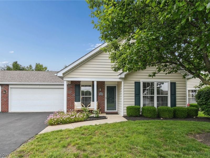 6138 Murphys Pond Road, Canal Winchester, OH 43110 Photo 2