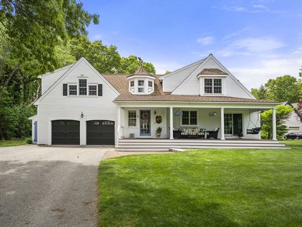 30 Franklin Rodgers Rd, Hingham, MA 02043