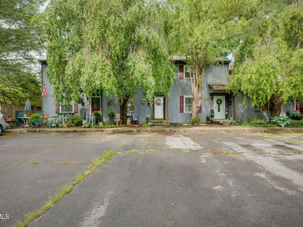 716 Carolina Avenue, Unit Apt C, Bristol, TN 37620
