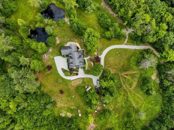 96 Dean Hill Road, Hillsborough, NH 03244