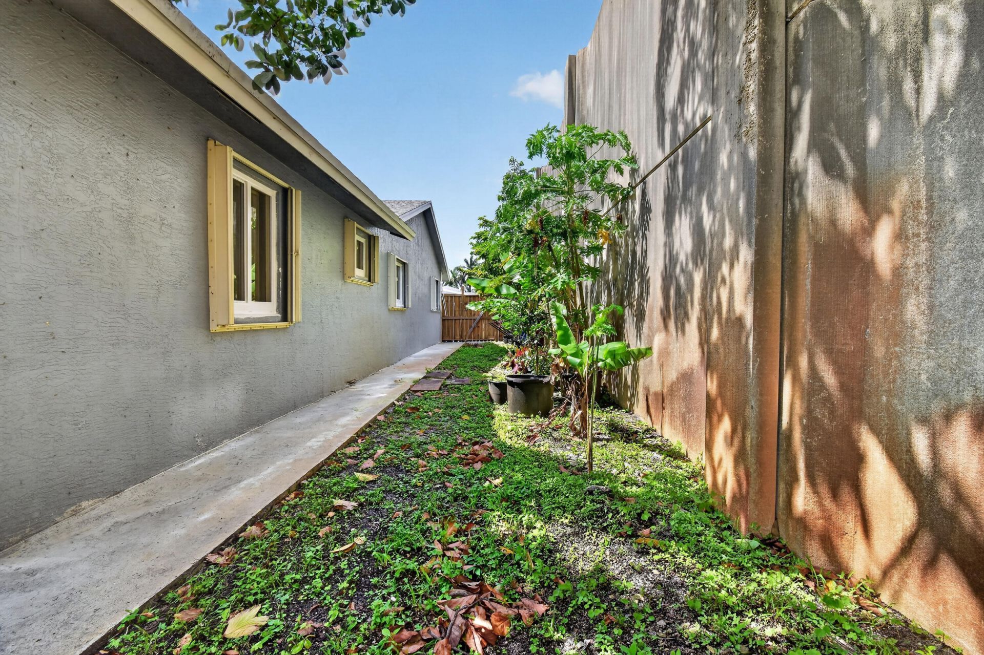 1615 Shirley Court, Lantana, FL 33462 Photo