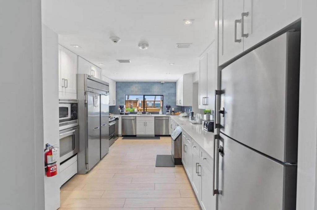 3420 S Ocean Boulevard, Unit 8t, Highland Beach, FL 33487 Photo