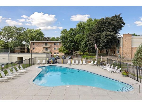 7412 W 22nd Street, Unit 104, Saint Louis Park, MN 55426