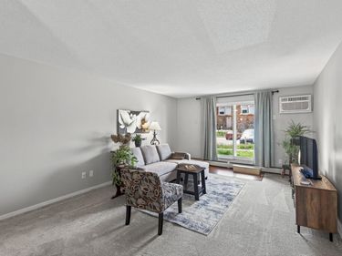7412 W 22nd Street, Unit 104, Saint Louis Park, MN 55426