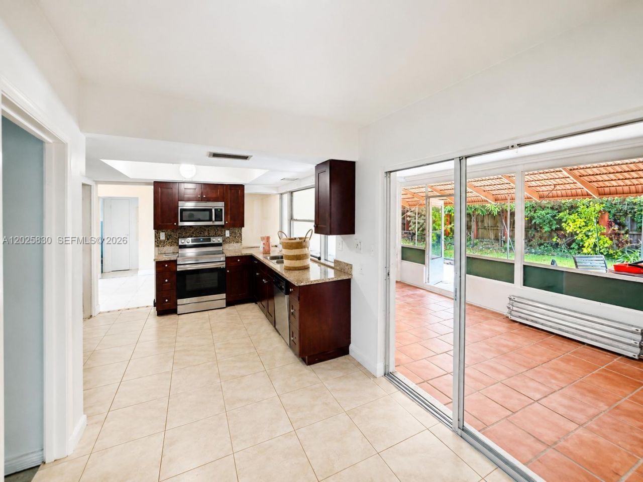 6560 NW 25th Ct , Sunrise, FL 33313 Photo