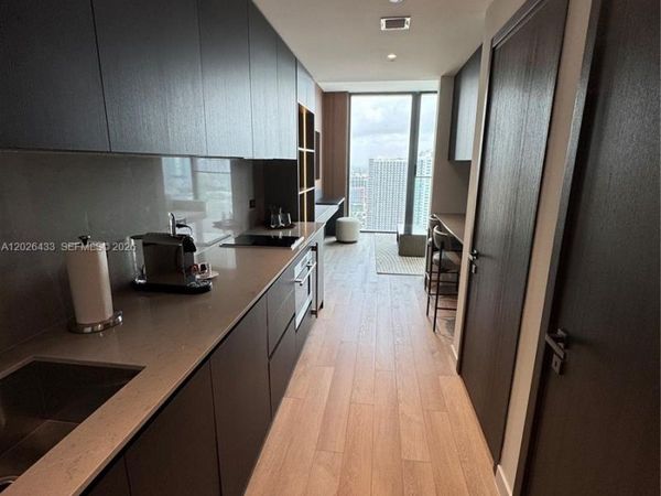 20 NE 11th St, Unit 3405, Miami, FL 33132