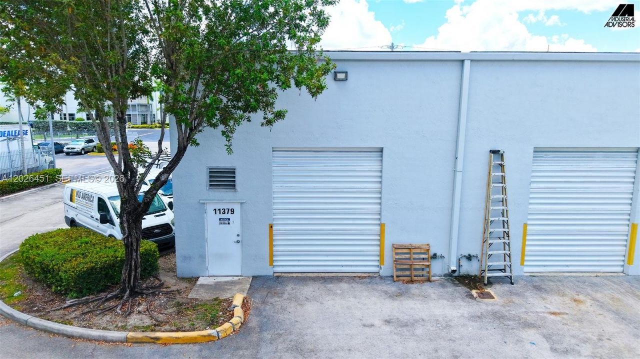 11379 NW 122nd St , Unit 11, Medley, FL 33178 Photo