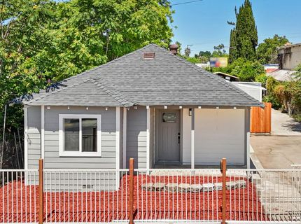 4901 Parker Ave, Sacramento, CA 95820 Photo