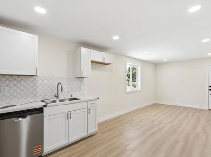4901 Parker Ave, Sacramento, CA 95820 Photo