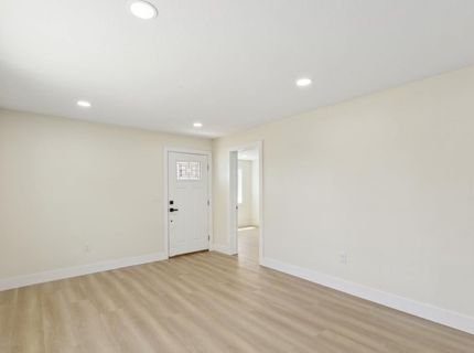 4901 Parker Ave, Sacramento, CA 95820 Photo