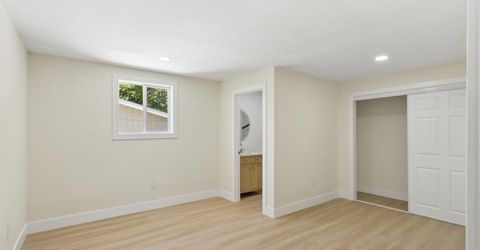 4901 Parker Ave, Sacramento, CA 95820 Photo