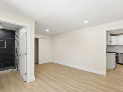 4901 Parker Ave, Sacramento, CA 95820 Photo