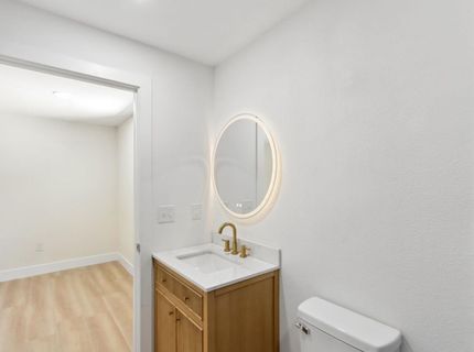 4901 Parker Ave, Sacramento, CA 95820 Photo