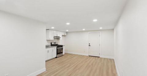 4901 Parker Ave, Sacramento, CA 95820 Photo