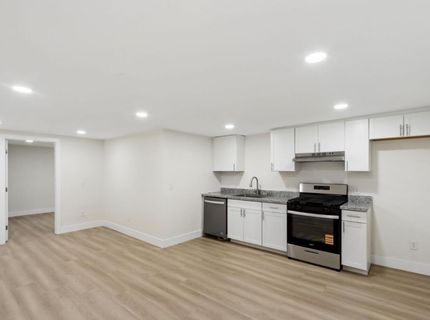 4901 Parker Ave, Sacramento, CA 95820 Photo