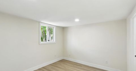 4901 Parker Ave, Sacramento, CA 95820 Photo