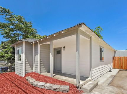 4901 Parker Ave, Sacramento, CA 95820 Photo