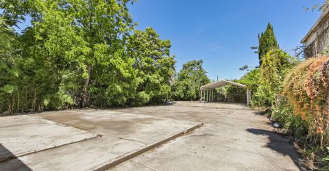 4901 Parker Ave, Sacramento, CA 95820 Photo