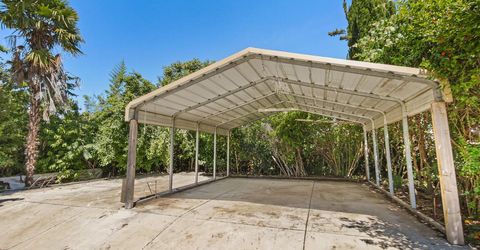 4901 Parker Ave, Sacramento, CA 95820 Photo