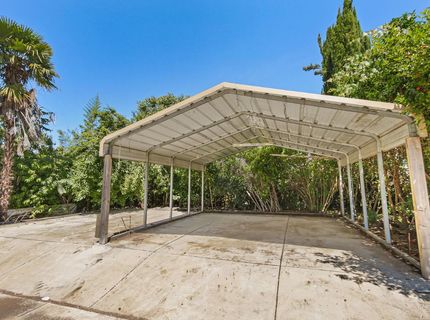 4901 Parker Ave, Sacramento, CA 95820 Photo