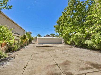 4901 Parker Ave, Sacramento, CA 95820 Photo