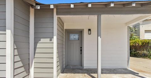 4901 Parker Ave, Sacramento, CA 95820 Photo