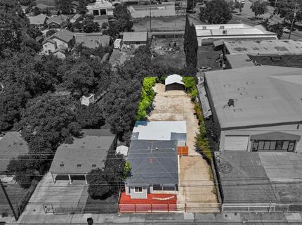 4901 Parker Ave, Sacramento, CA 95820 Photo