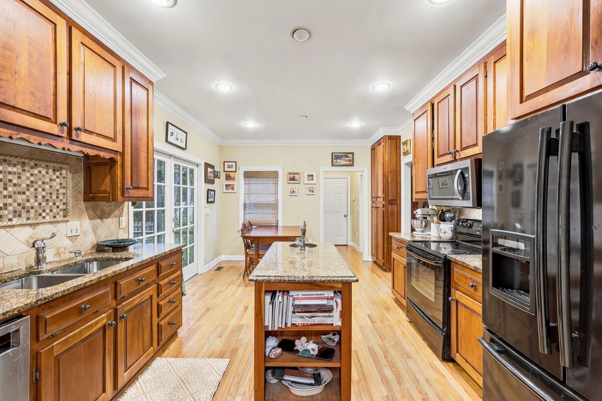 329 Great Lakes Rd.  Photo 15