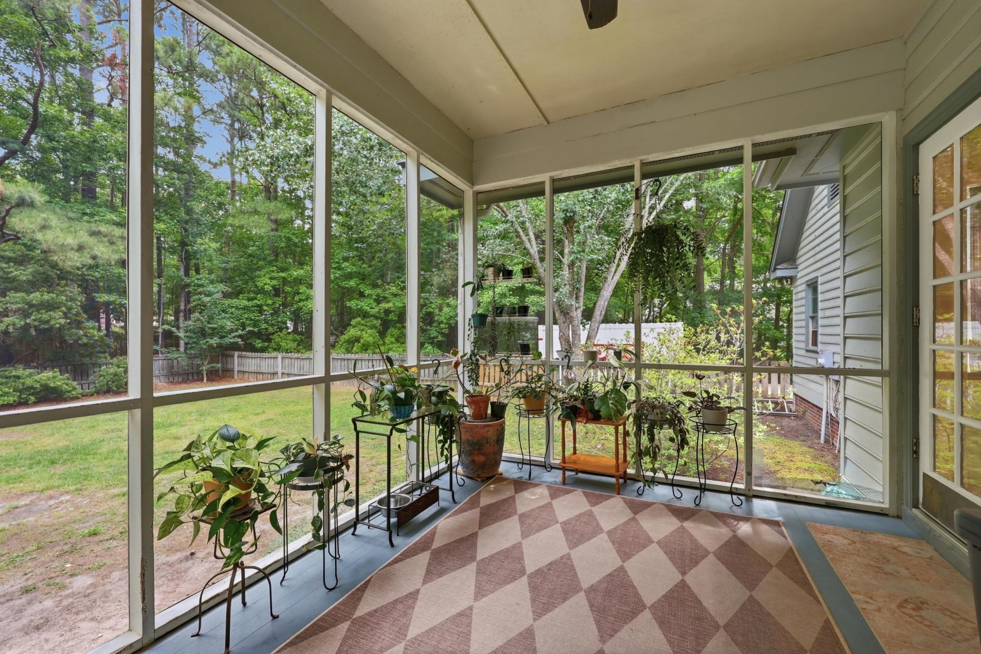 329 Great Lakes Rd.  Photo 42