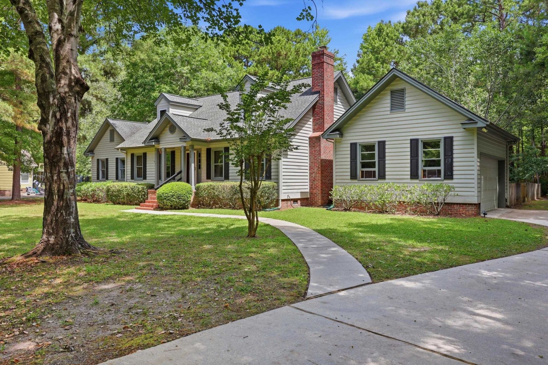 329 Great Lakes Rd.  Photo 5
